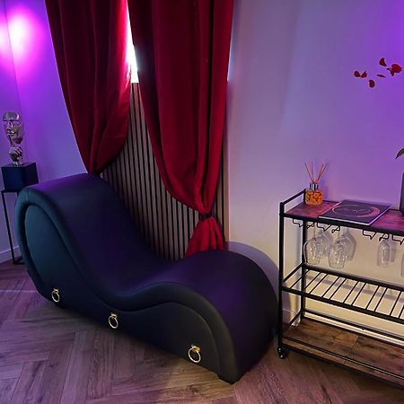 Le Fruit Defendu 67 Hotel Brumath Bagian luar foto