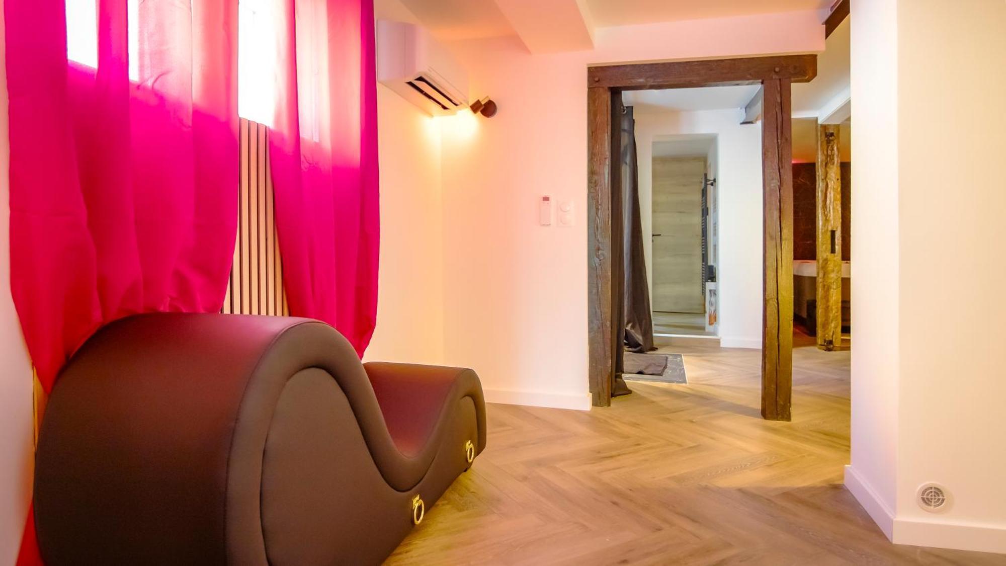 Le Fruit Defendu 67 Hotel Brumath Bagian luar foto